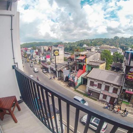 Nap Station Bed & Breakfast Kandy Exterior foto