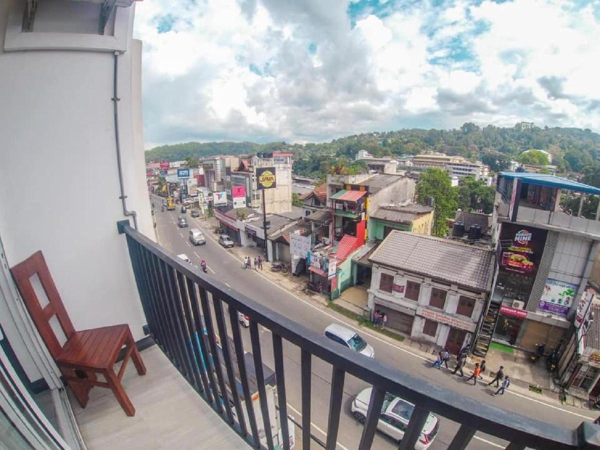 Nap Station Bed & Breakfast Kandy Exterior foto